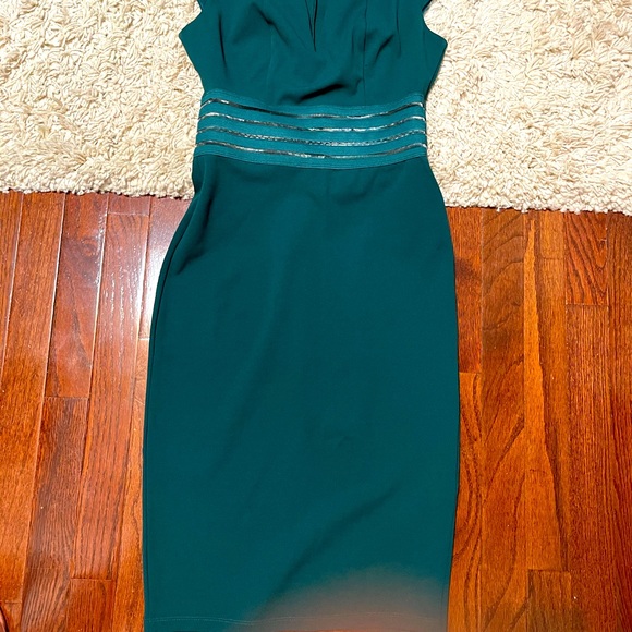 VENUS Dresses & Skirts - Waist detailed Body con dress